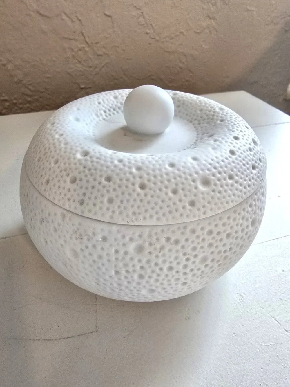 Pigeon & Poodle Hilo White Porcelain Sea Urchin 2pc Bathroom Set - Soap Pump/Jar